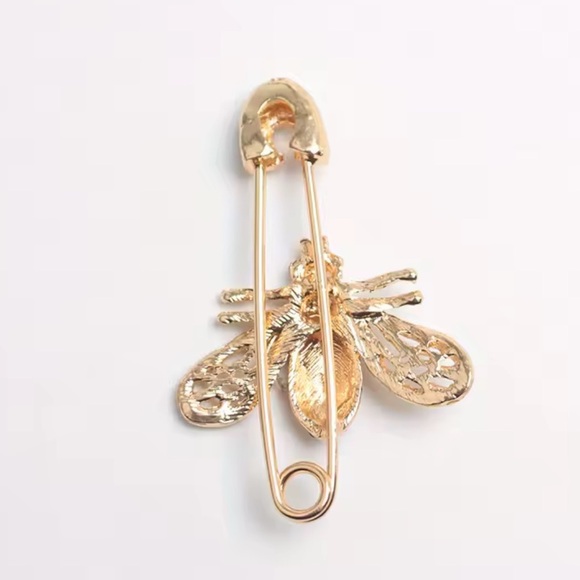 Gold and Black Crystal Bee Brooch - Picture 6 of 8